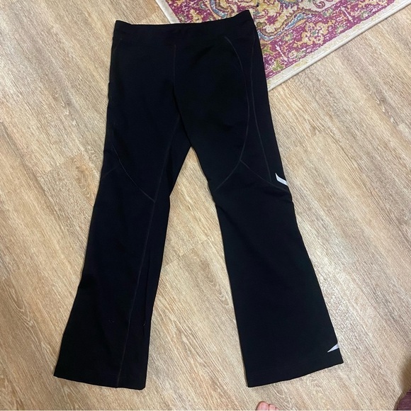 Patagonia Cool Wear Flare Reflective Legging Pants Black Wide Leg Size Medium - Picture 1 of 4